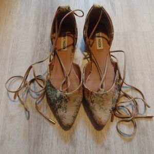 Steve Madden Lace Up Flats
